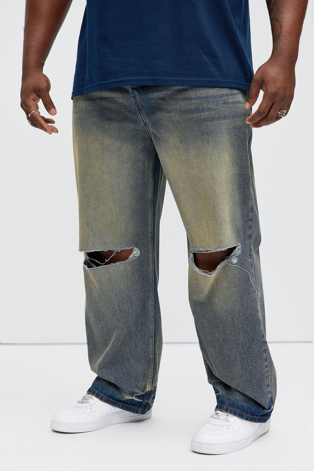 https://cdn.shopify.com/s/files/1/0293/9277/files/03-17-25_S8_34_ZDF01D510033_VintageBlueWash_AE_PC_10-52-24_4678_PLUS_EH.jpg?v=1742327451