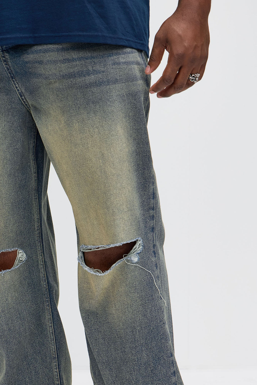 https://cdn.shopify.com/s/files/1/0293/9277/files/03-17-25_S8_34_ZDF01D510033_VintageBlueWash_AE_PC_10-52-24_4679_PLUS_EH.jpg?v=1742327445
