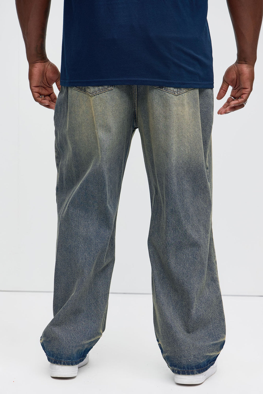 https://cdn.shopify.com/s/files/1/0293/9277/files/03-17-25_S8_34_ZDF01D510033_VintageBlueWash_AE_PC_10-52-24_4680_PLUS_EH.jpg?v=1742327445