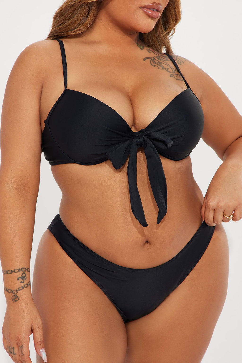 https://cdn.shopify.com/s/files/1/0293/9277/files/04-17-24_S8_29_ZDSR24163_Black_RM_AT_13-47-38_PLUS_68376_PXF_CM.jpg?v=1715882793