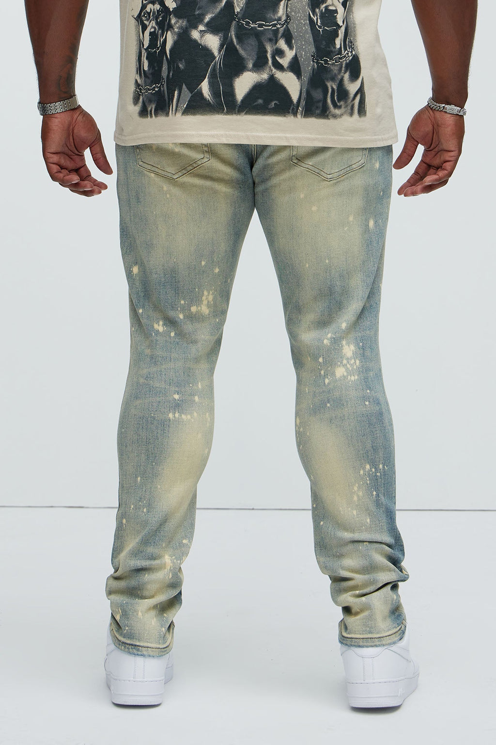 https://cdn.shopify.com/s/files/1/0293/9277/files/07-05-24_S7_78_GFROB_MediumWash_CZ_DJ_14-06-48_PLUS_51624_SL.jpg?v=1720653952