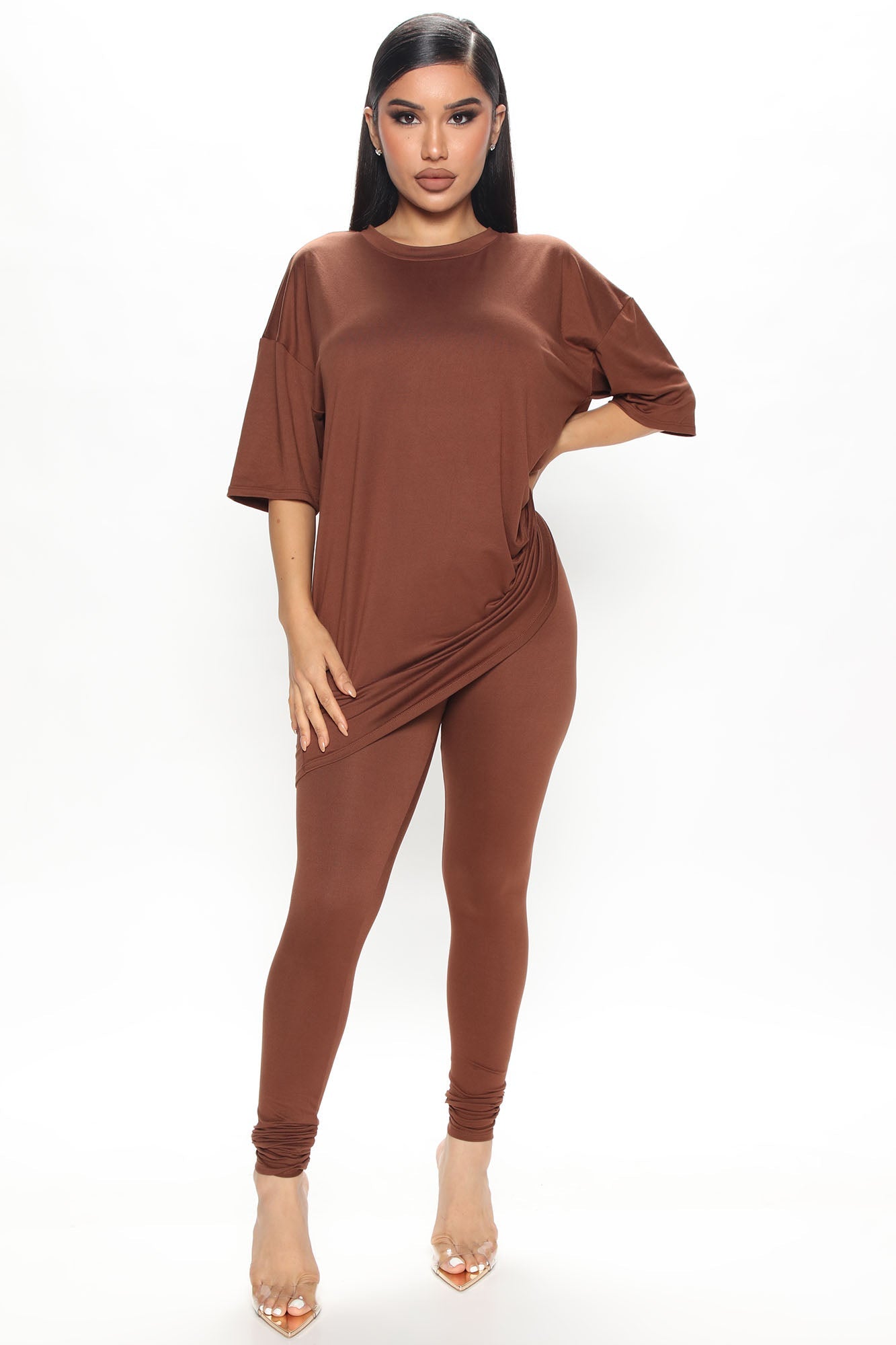 https://cdn.shopify.com/s/files/1/0293/9277/products/07-07-22Studio2_ME_RL_14-16-24_66_ST7199_Brown_0562_PB.jpg?v=1657307982