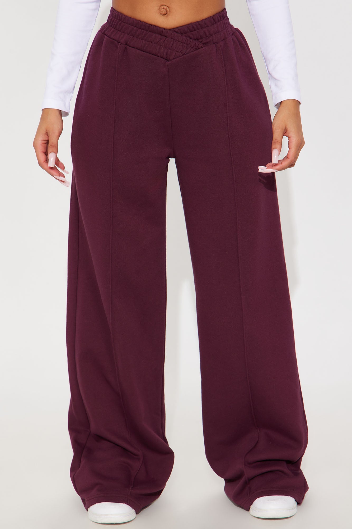 https://cdn.shopify.com/s/files/1/0293/9277/files/07-30-25_S6_47_ZDFDFN905P_Burgundy_HY_RL_15-37-23_96185_SG.jpg?v=1755109819
