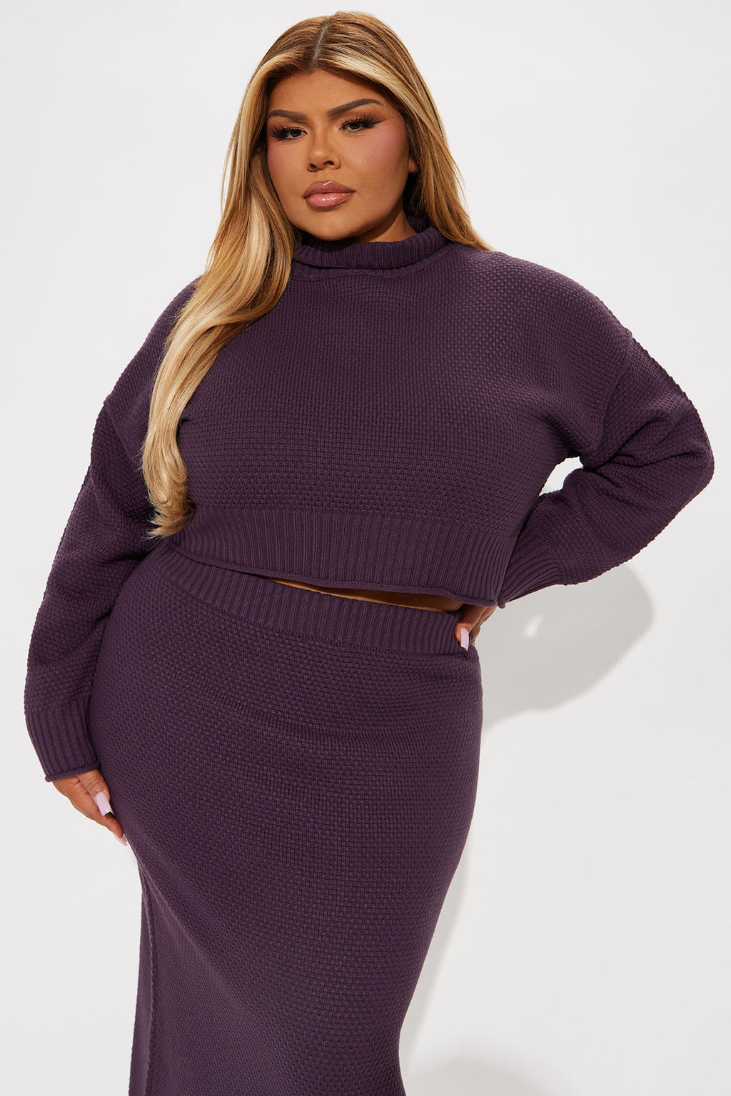 https://cdn.shopify.com/s/files/1/0293/9277/files/08-07-24_S8_30_DZ24F708SET_Eggplant_CZ_SS_11-55-14_PLUS_4940_PXF.jpg?v=1723222833