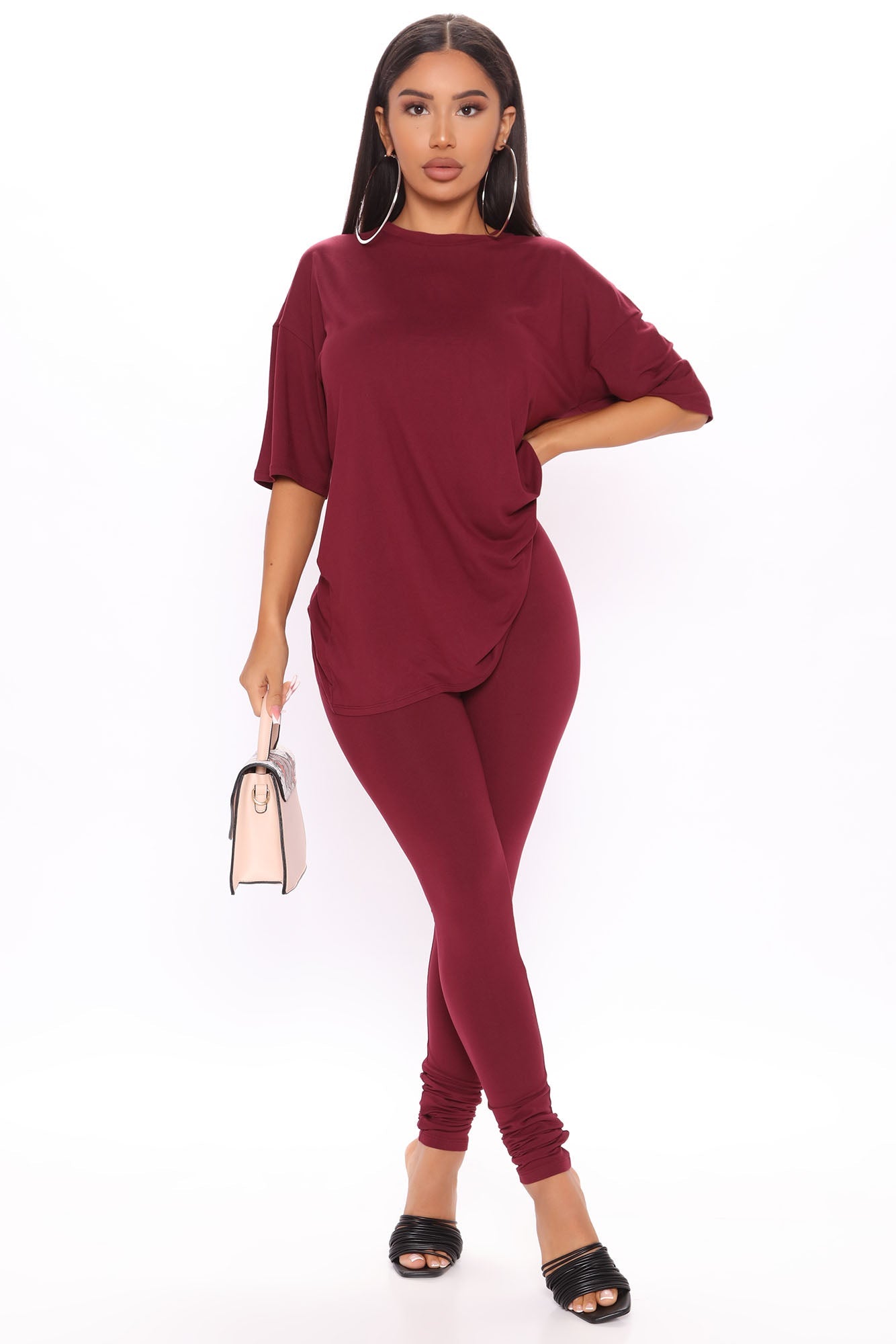 https://cdn.shopify.com/s/files/1/0293/9277/products/09-03-20Studio2_MS_SA_10-59-55_20_ST7199_Wine_3650_KL.jpg?v=1599169994