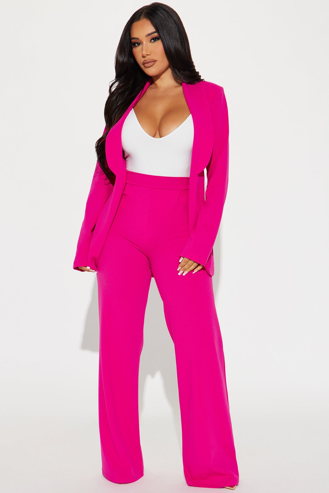 https://cdn.shopify.com/s/files/1/0293/9277/files/09-20-23Studio3_CXB_DB_13-02-13_44_CAST10097_Pink_10858_PXF.jpg?v=1695683410