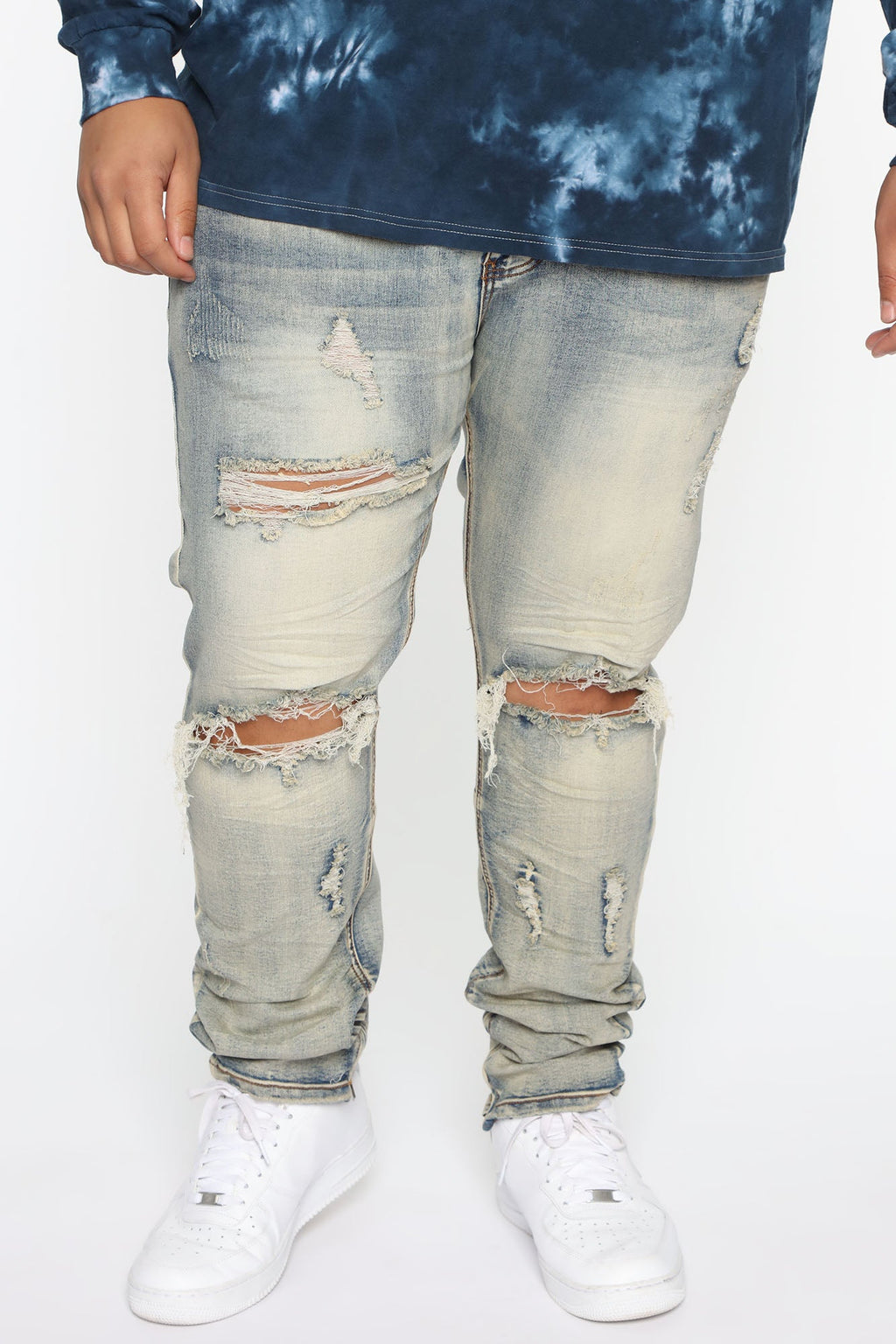 https://cdn.shopify.com/s/files/1/0293/9277/products/10-29-19_Studio_3_DD_ES_10-51-56_20__KND4170_MediumWash_P_PLUS_0565_WG.jpg?v=1744410881
