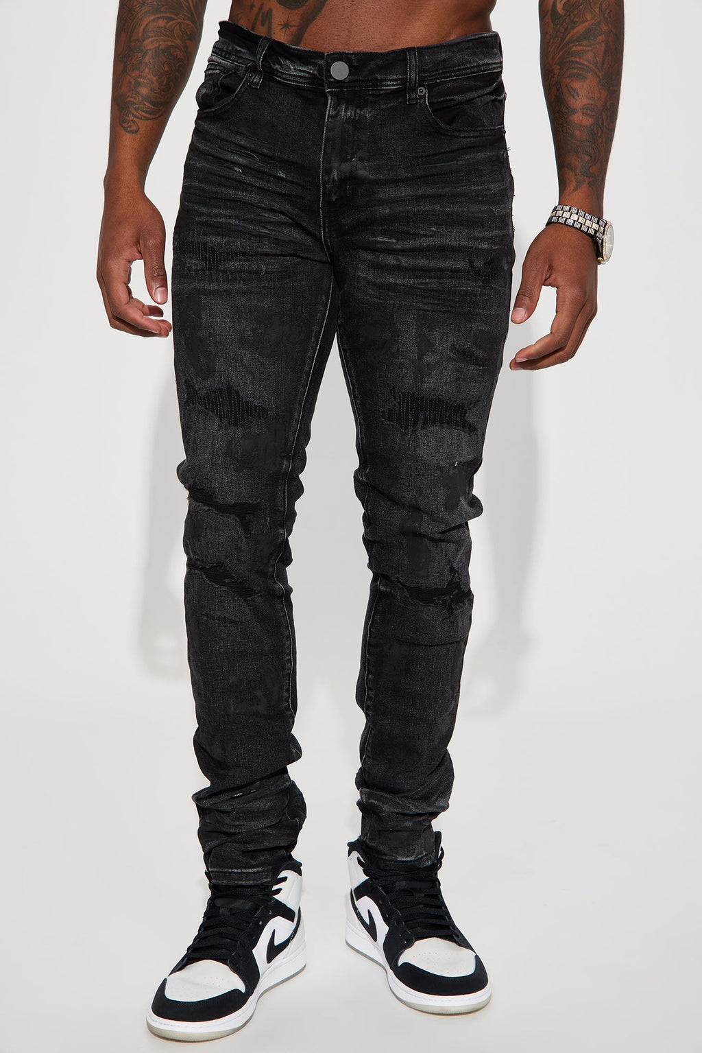 https://cdn.shopify.com/s/files/1/0293/9277/products/12-07-22Studio5_KJ_DJ_10-52-48_31_URTH_Black_P_6713_ES.jpg?v=1735589738
