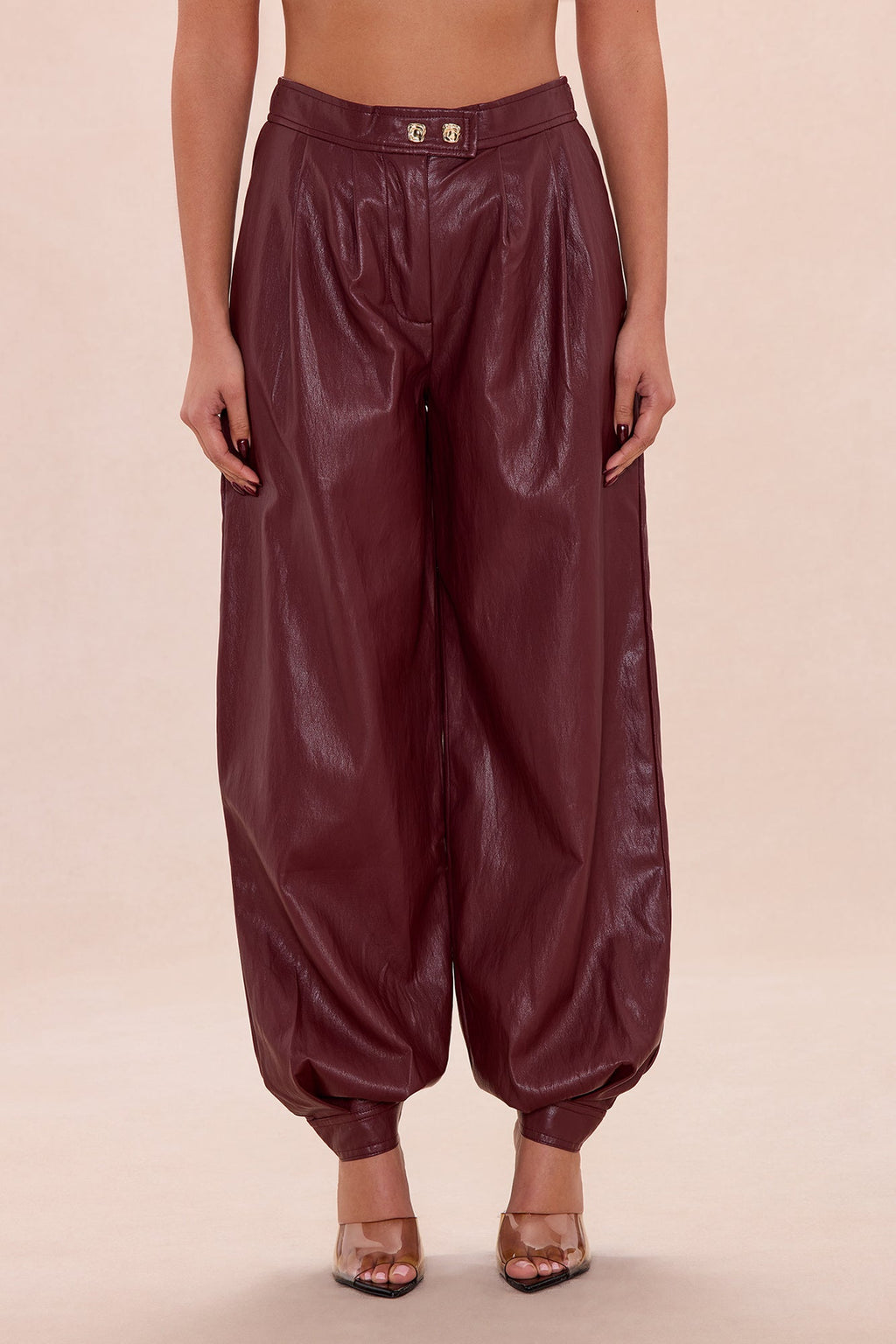 https://cdn.shopify.com/s/files/1/0293/9277/files/12-16-25_S5_26_25GW111C_Burgundy_AB_IM_12-25-32_18081_PXF.jpg?v=1766078188