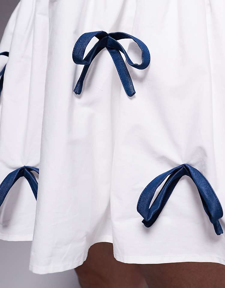 https://images.asos-media.com/products/asos-luxe-curve-chambray-mini-dress-with-bow-detail-and-contrast-poplin-skirt-in-blue/207660216-4?$n_750w$&wid=750&fit=constrain
