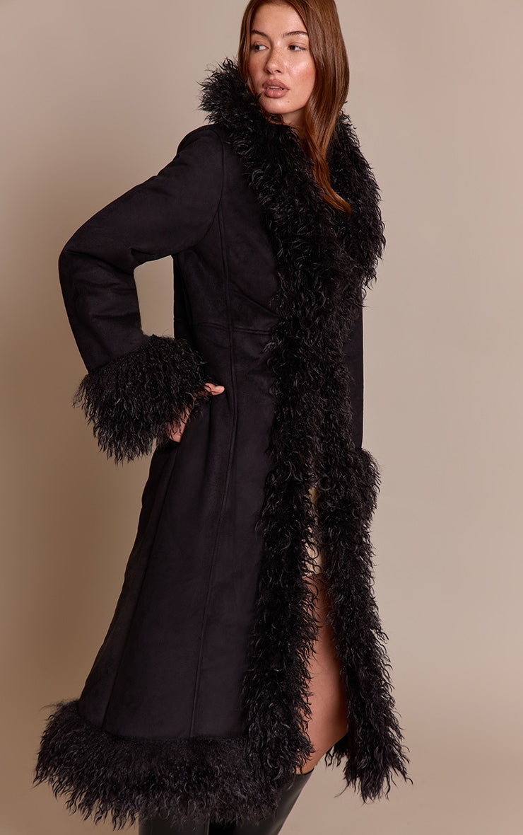 https://cdn-img.prettylittlething.com/2/6/5/8/2658c0c252d1475e7e7978082c966f6ff923e952_CNO0313_1_black_faux_fur_trim_maxi_coat.jpg