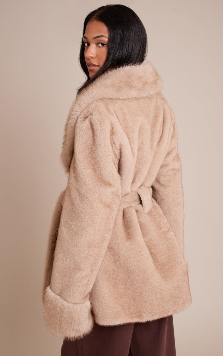 https://cdn-img.prettylittlething.com/8/d/0/9/8d09adc3c39863eb5bf1a001dd729f6594277f2f_CNJ9131_2_tall_mushroom_plush_faux_fur_self_tie_coat.jpg