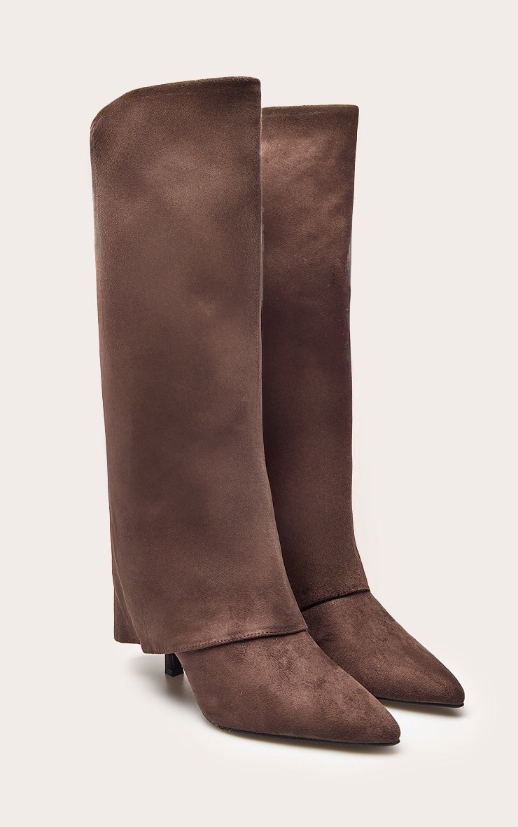 https://cdn-img.prettylittlething.com/9/4/3/5/94351f73b7f466934c27803cd109dc2e7311bfc5_CNP8645_3_chocolate_faux_suede_stiletto_foldover_knee_high_boots.jpg