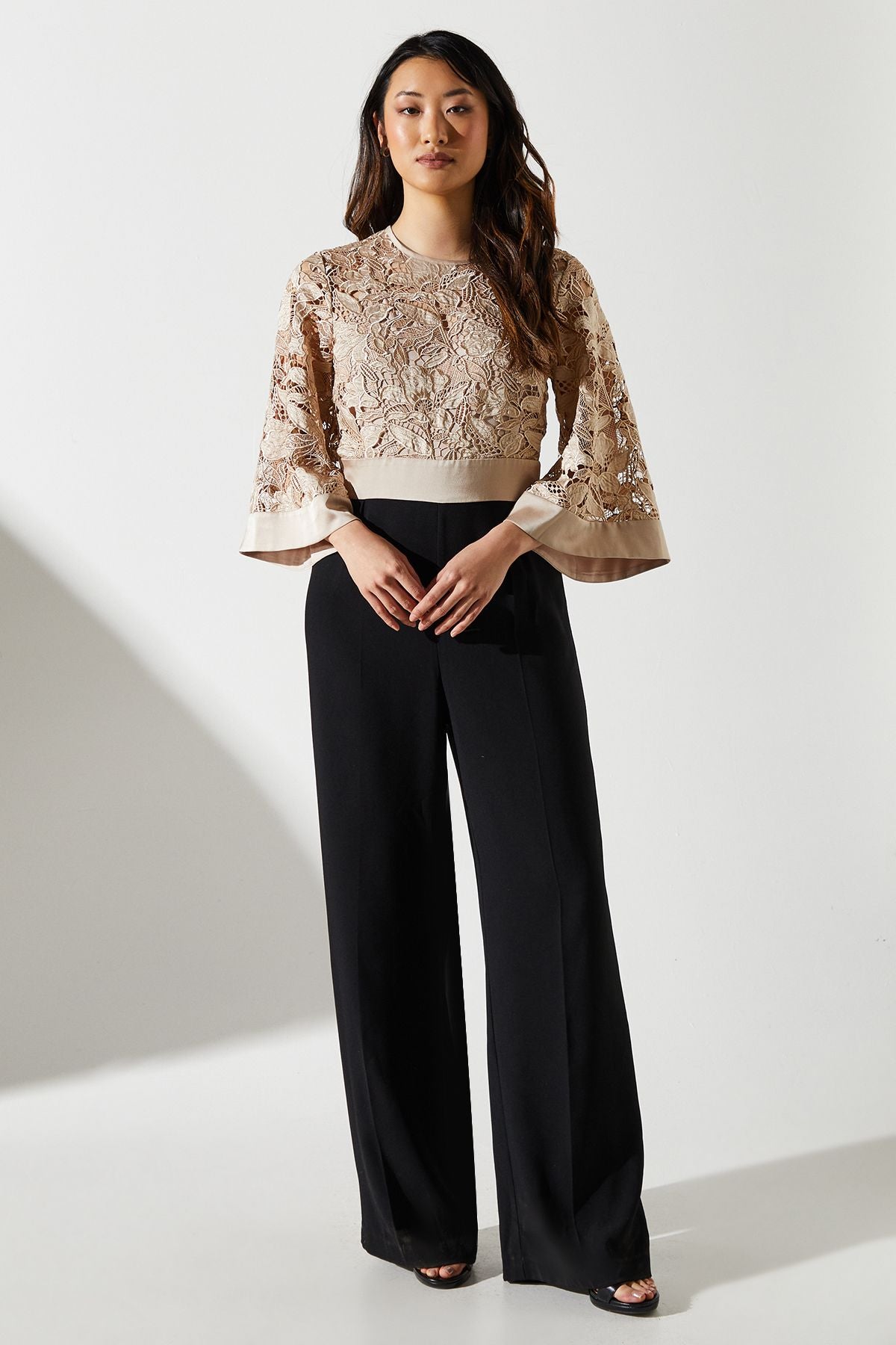 https://mediahub.prettylittlething.com/bcc09974_champagne_xl