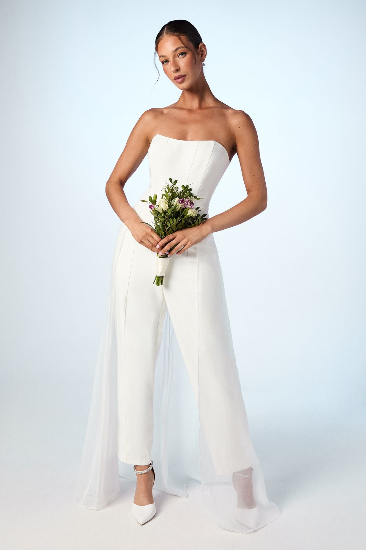 https://mediahub.prettylittlething.com/bcc10177_ivory_xl