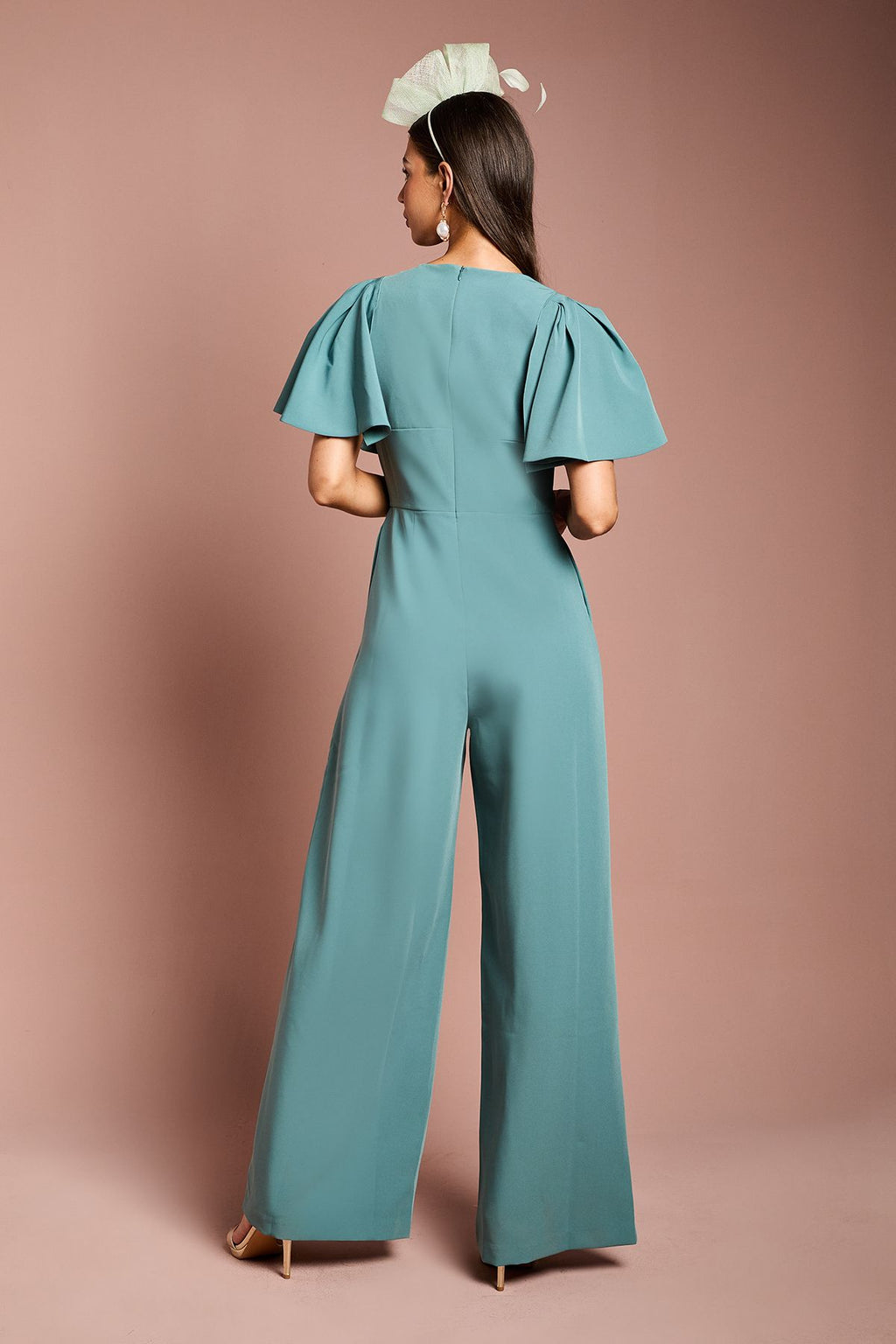 https://mediahub.prettylittlething.com/bcc10416_sage_xl_3
