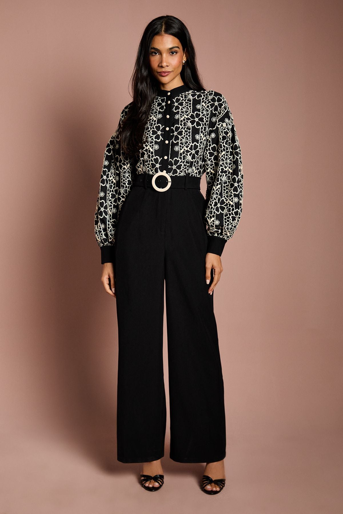https://mediahub.prettylittlething.com/bcc11213_mono_xl