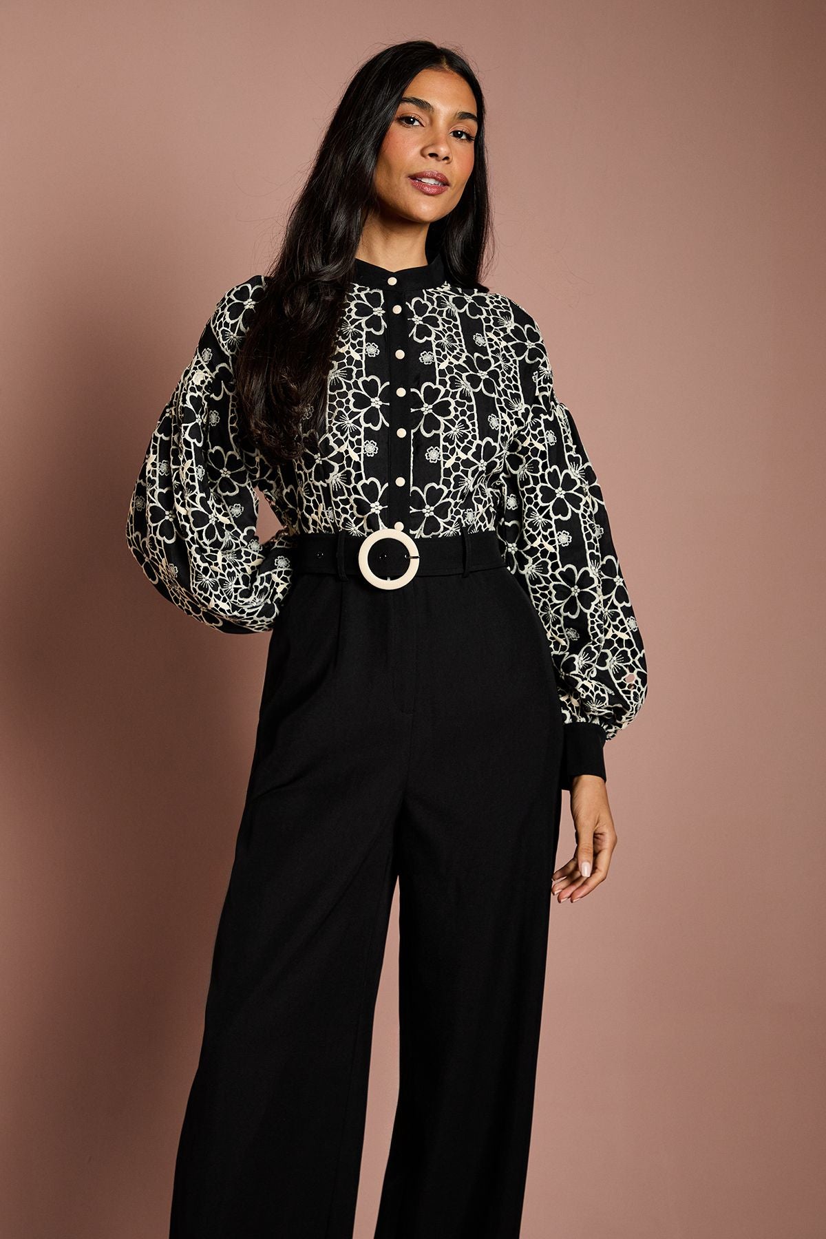 https://mediahub.prettylittlething.com/bcc11213_mono_xl_3