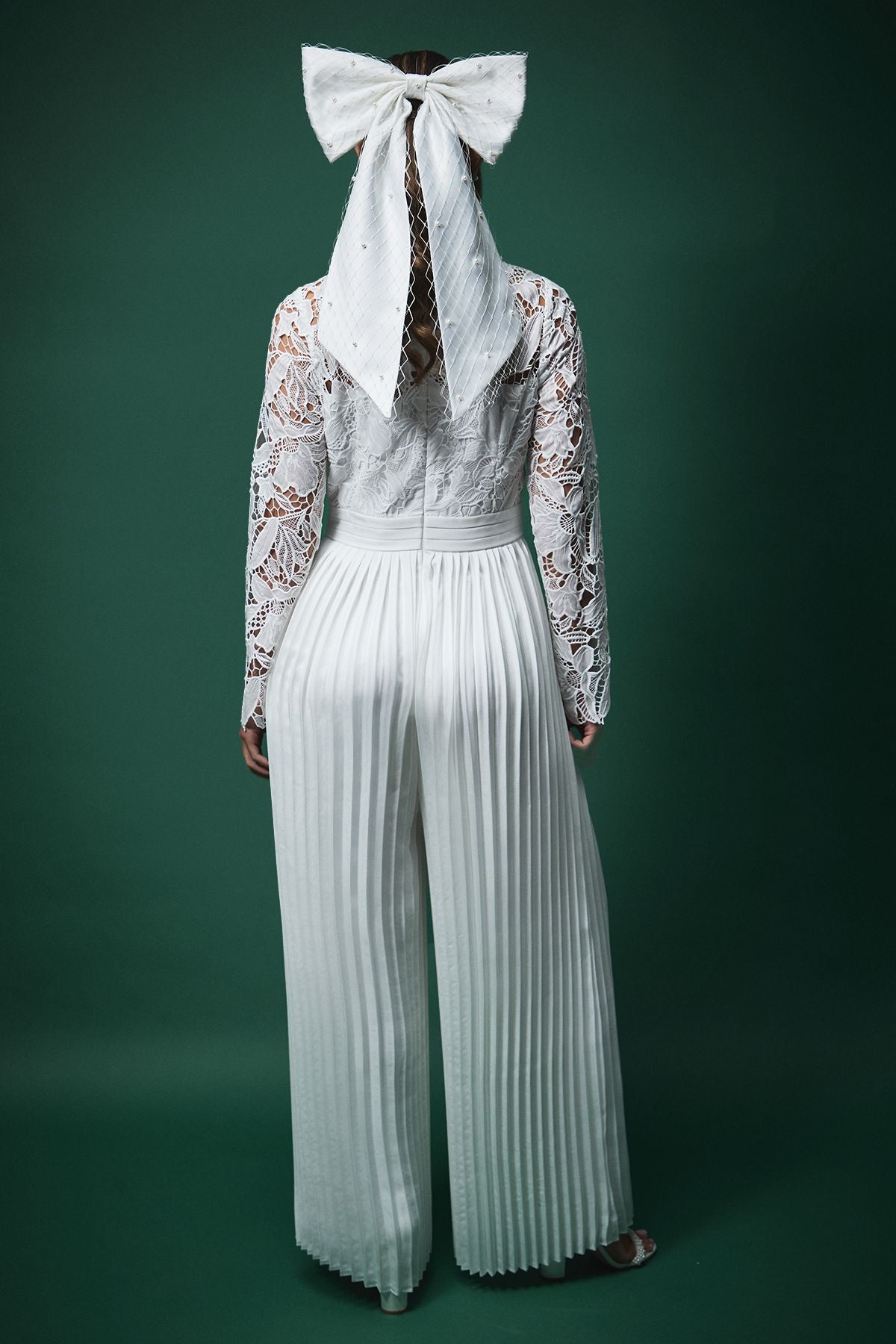 https://mediahub.prettylittlething.com/bcc11389_oyster_xl_2