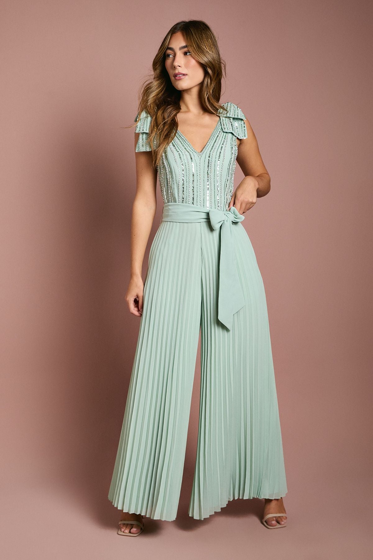 https://mediahub.prettylittlething.com/bcc11648_sage_xl
