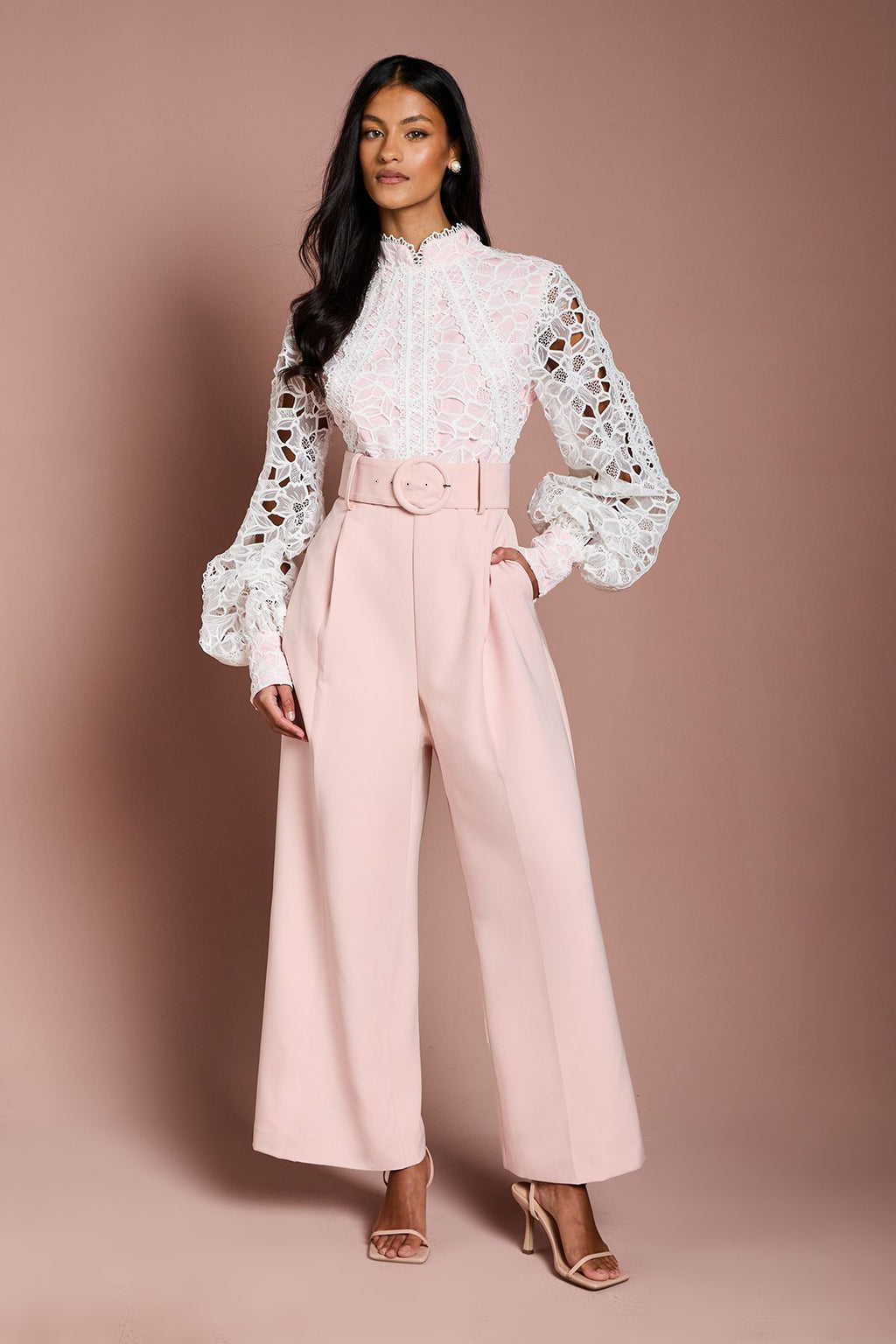 https://mediahub.prettylittlething.com/bcc12148_blush_xl