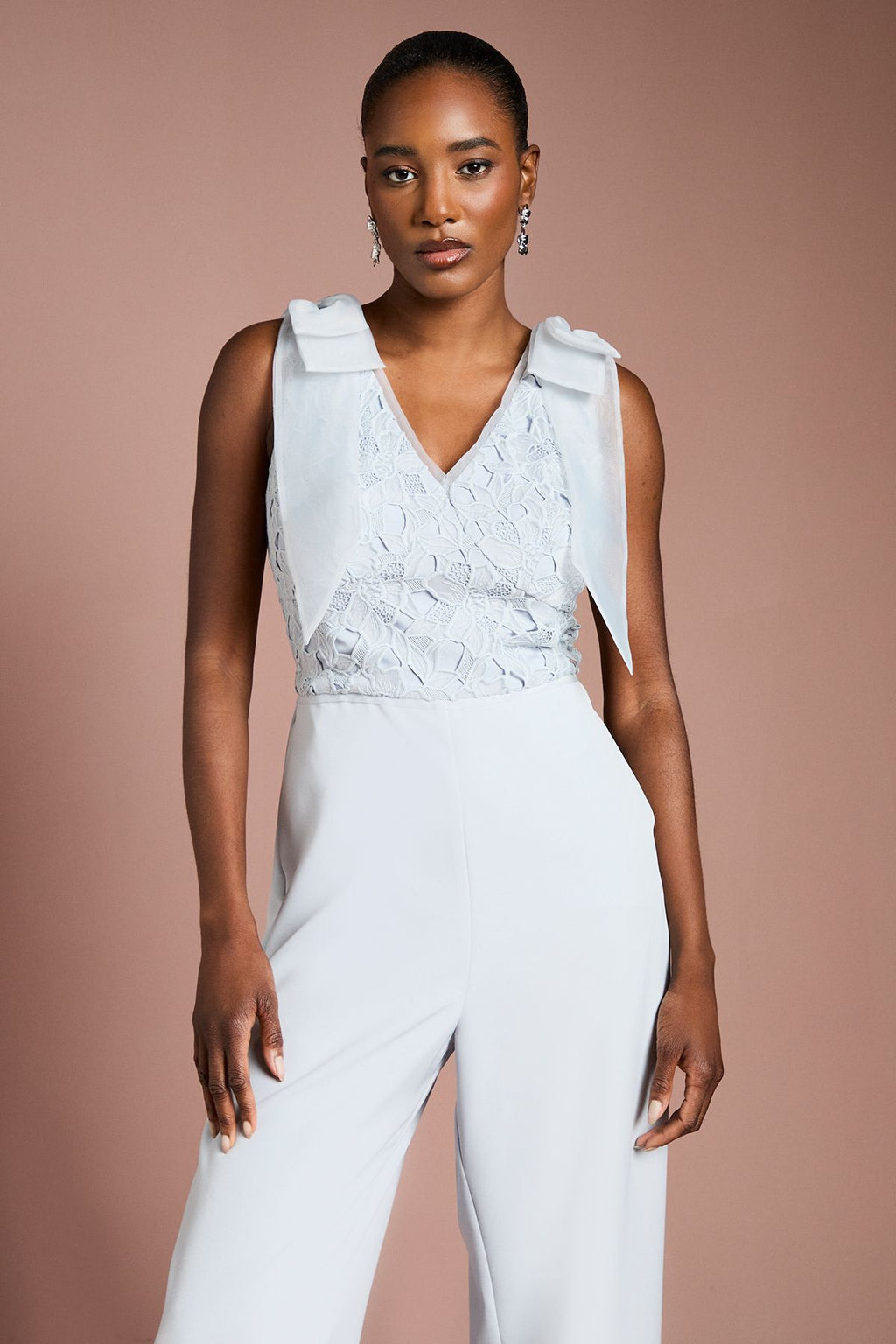 https://mediahub.prettylittlething.com/bcc12151_light%20blue_xl_3