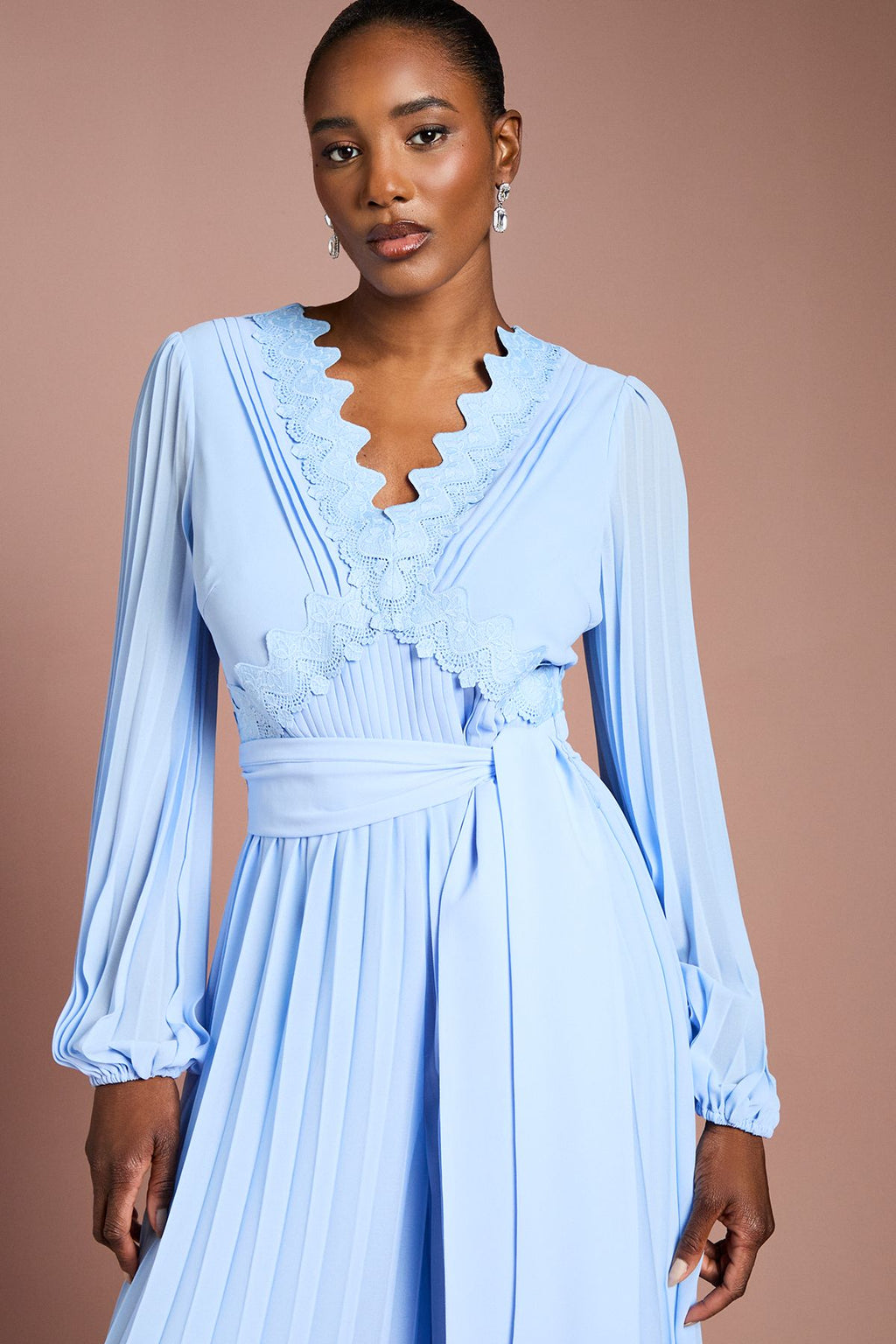 https://mediahub.prettylittlething.com/bcc12297_cornflower%20blue_xl_3