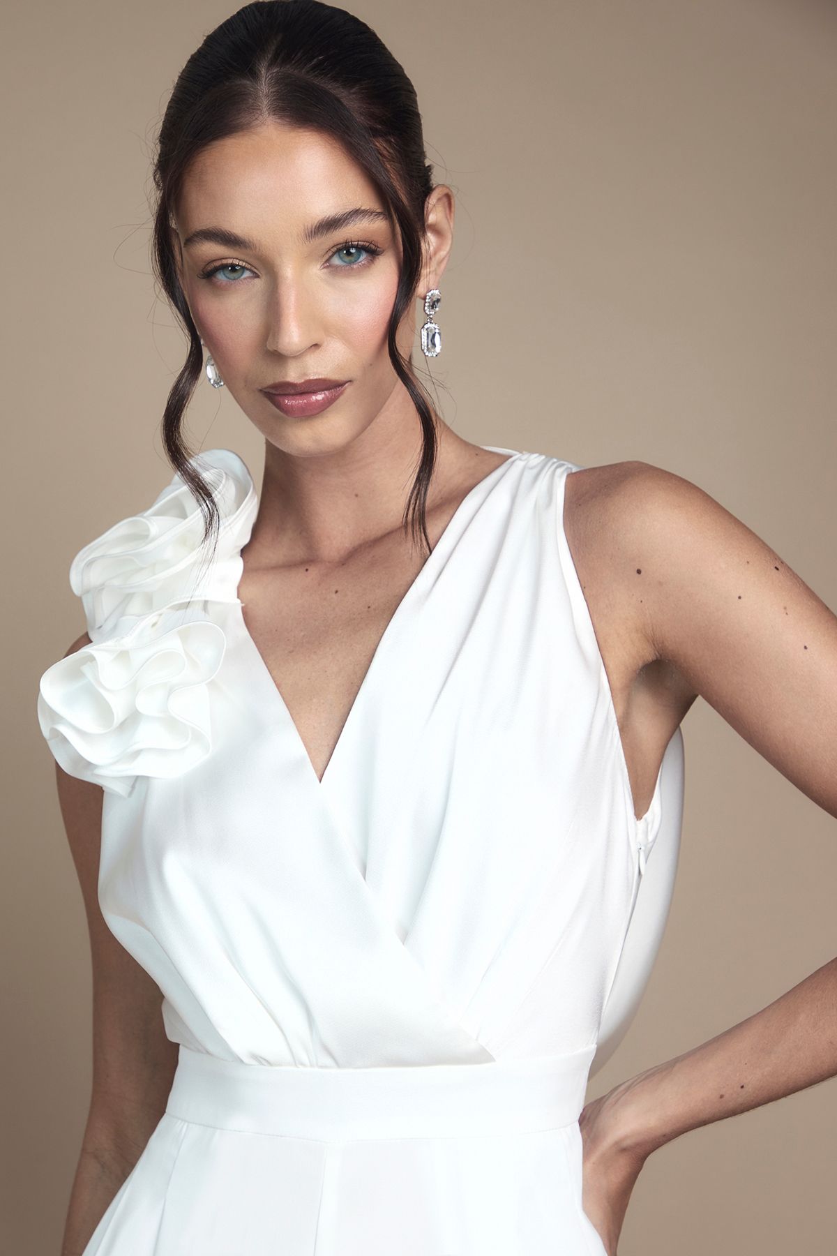 https://mediahub.prettylittlething.com/bcc12532_ivory_xl_2