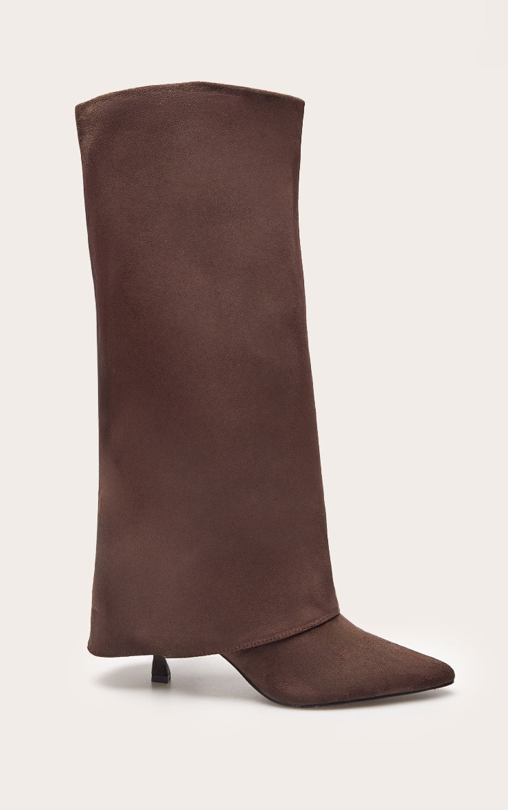 https://cdn-img.prettylittlething.com/b/e/c/c/becc5b53d9847975a36e94bdc225bcac222eeb53_CNP8645_2_chocolate_faux_suede_stiletto_foldover_knee_high_boots.jpg
