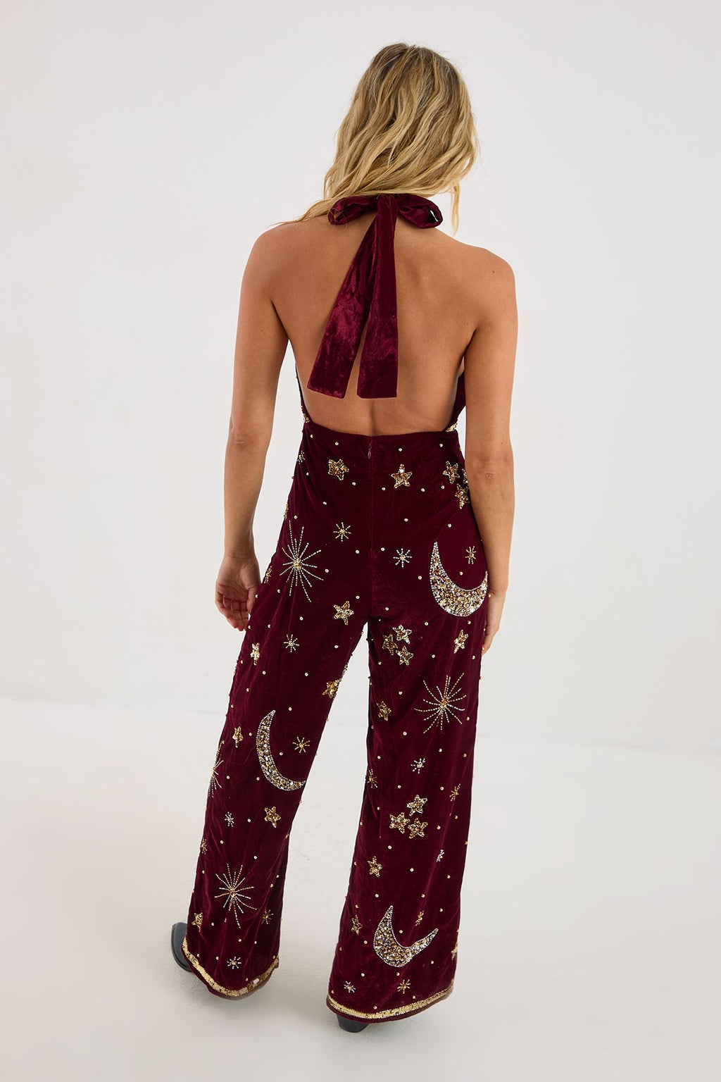 https://mediahub.prettylittlething.com/bgg27450_wine_xl_3