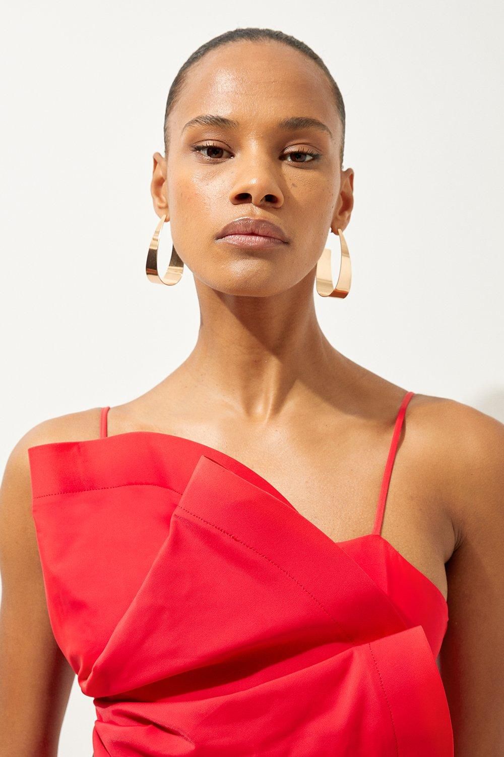 https://mediahub.prettylittlething.com/bkk18778_red_xl_2