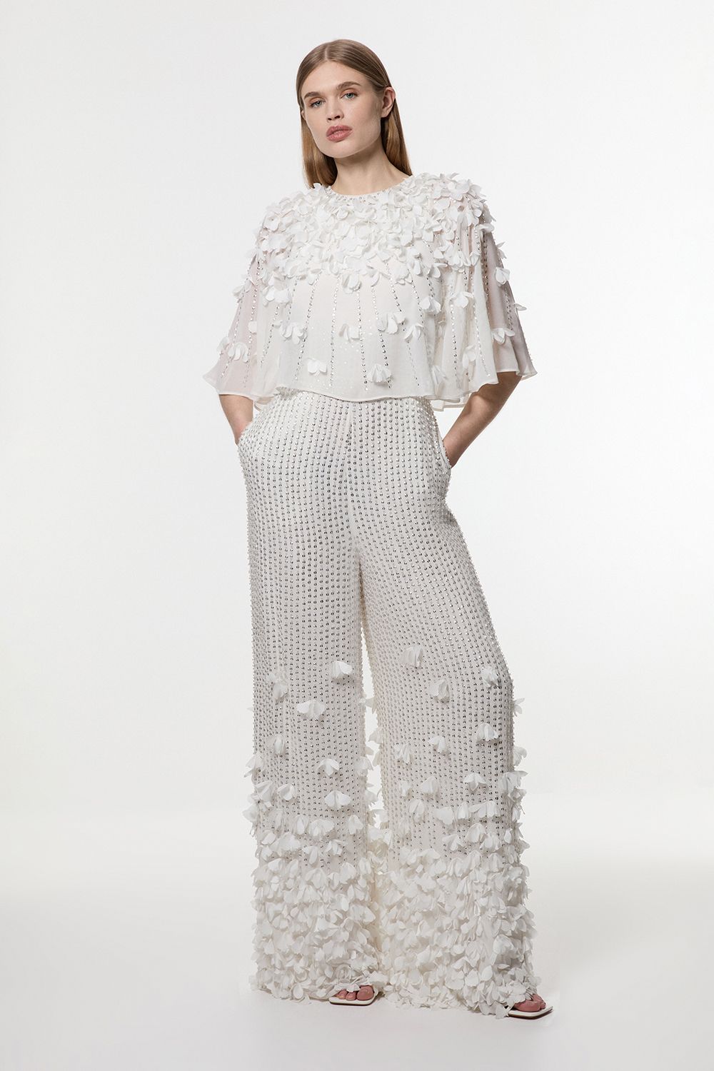 https://mediahub.prettylittlething.com/bkk24382_ivory_xl