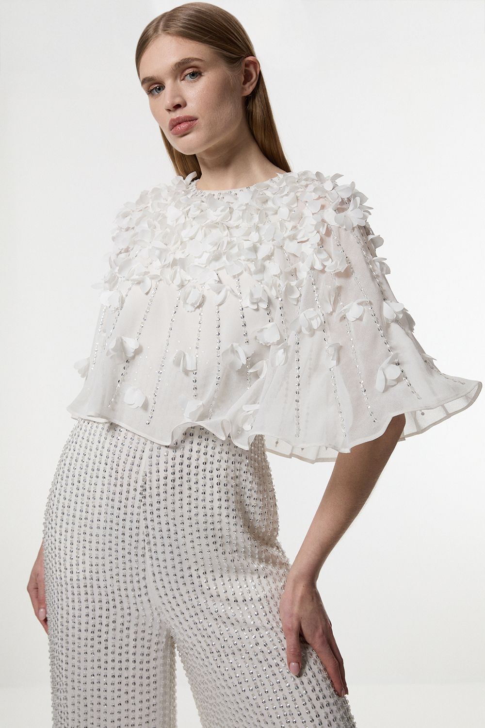 https://mediahub.prettylittlething.com/bkk24382_ivory_xl_1