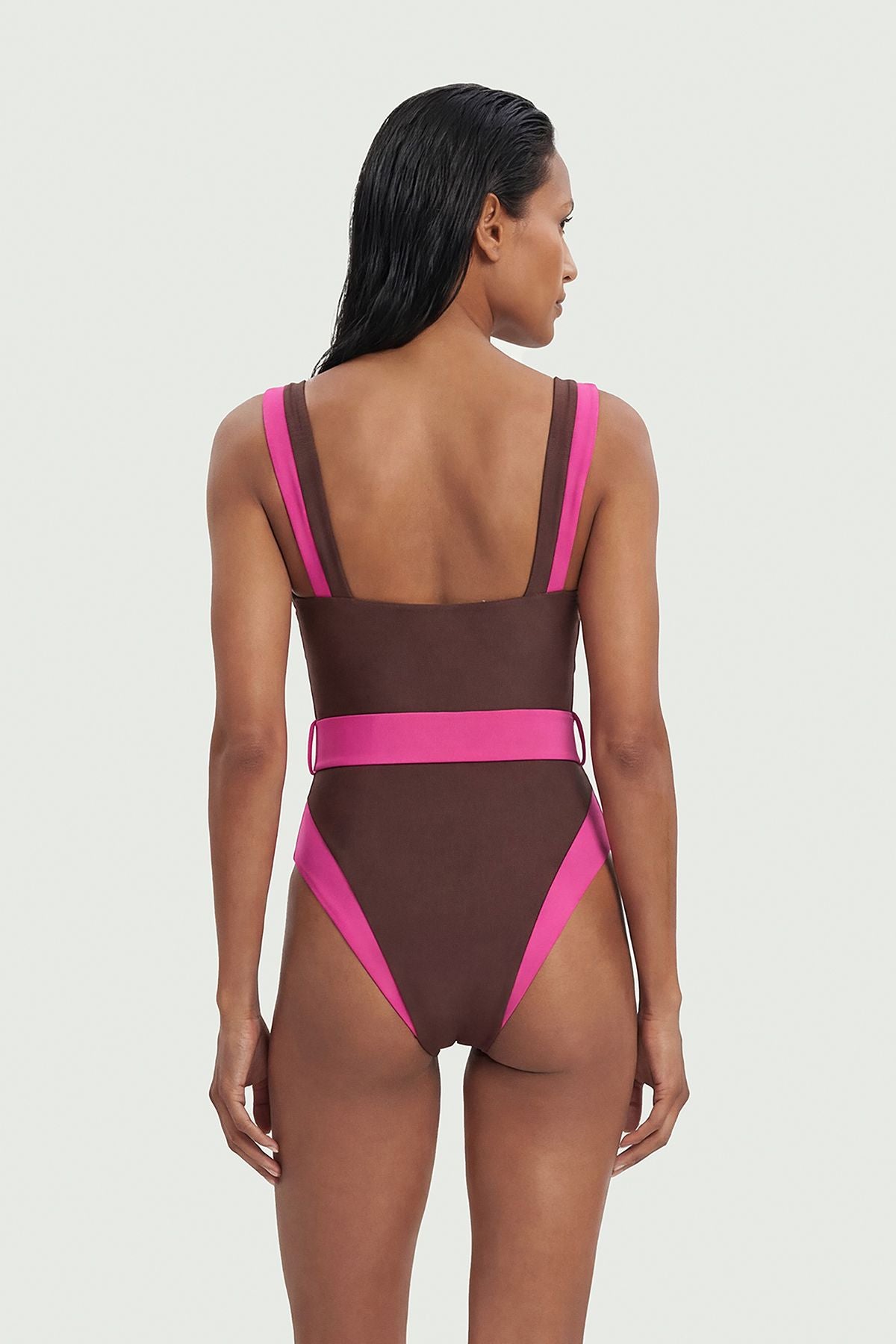 https://mediahub.prettylittlething.com/bkk24532_chocolate_xl_2