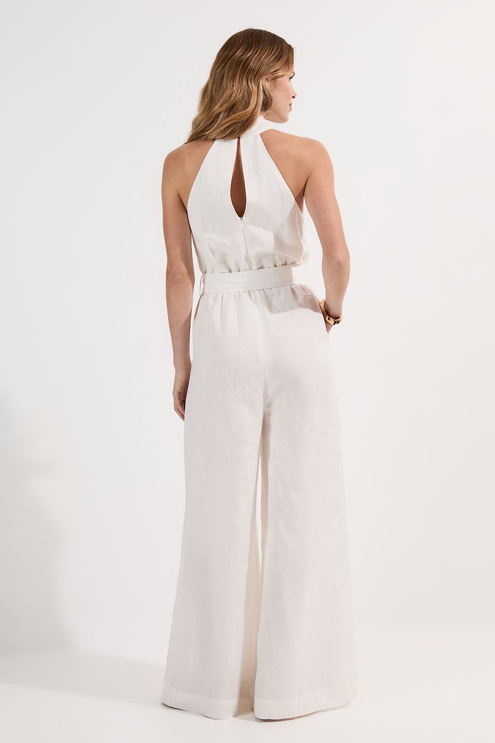 https://mediahub.prettylittlething.com/bkk24951_white_xl_4