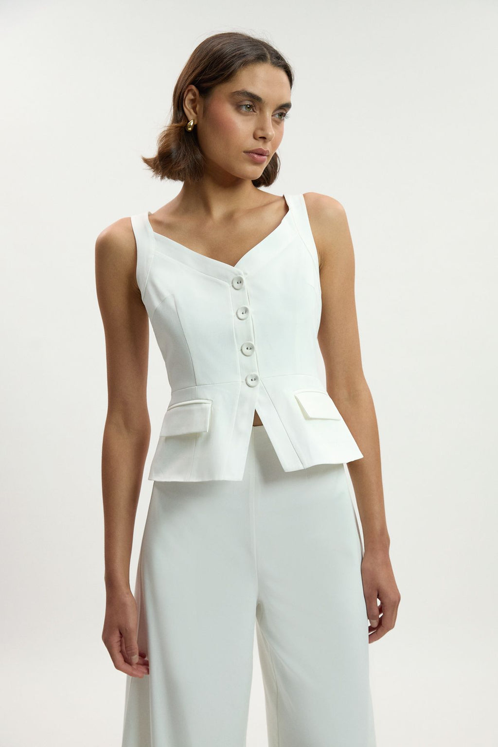https://mediahub.prettylittlething.com/bkk26340_ivory_xl_4