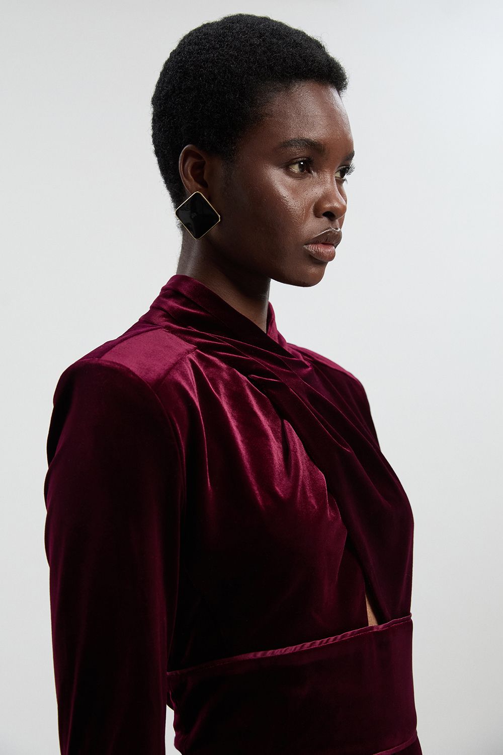 https://mediahub.prettylittlething.com/bkk27068_wine_xl_2