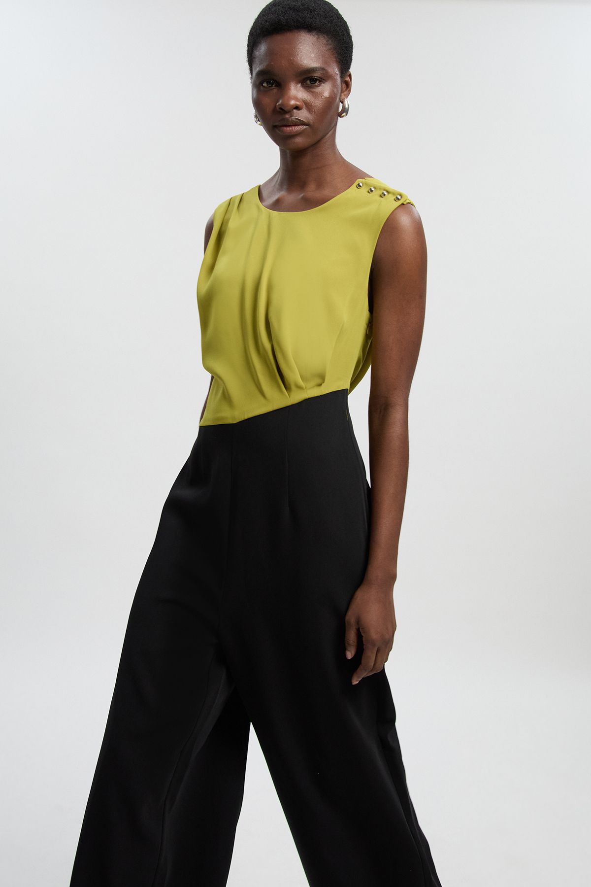 https://mediahub.prettylittlething.com/bkk27223_chartreuse_xl_1