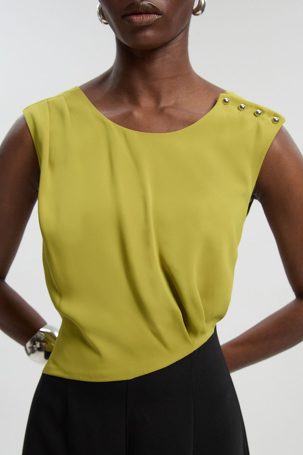 https://mediahub.prettylittlething.com/bkk27223_chartreuse_xl_2