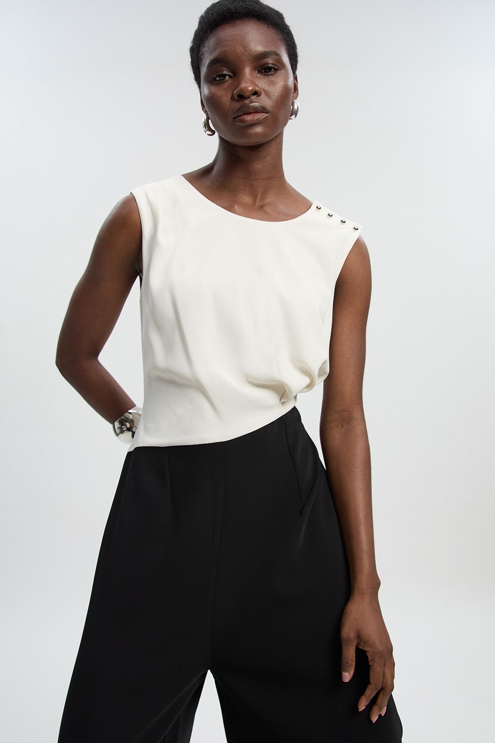 https://mediahub.prettylittlething.com/bkk27223_mono_xl_1