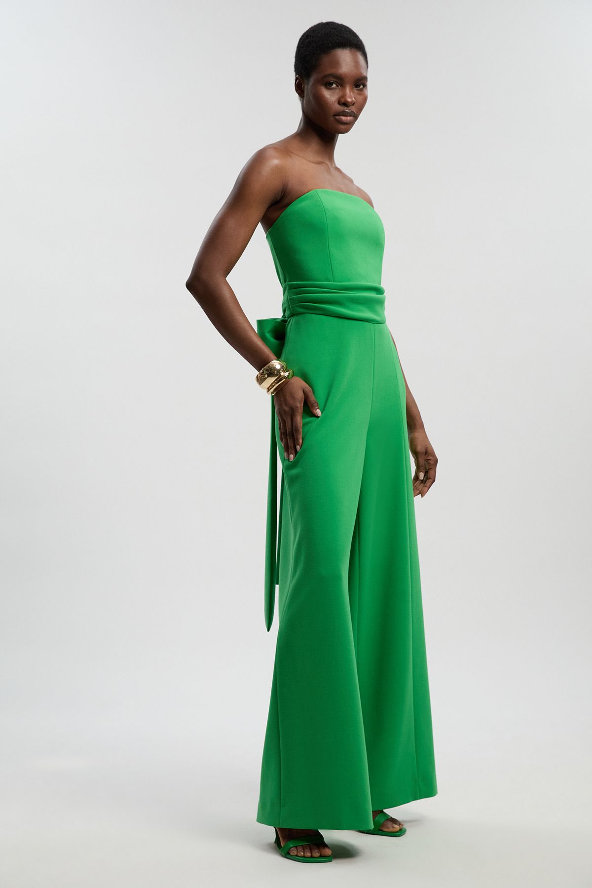 https://mediahub.prettylittlething.com/bkk28363_green_xl