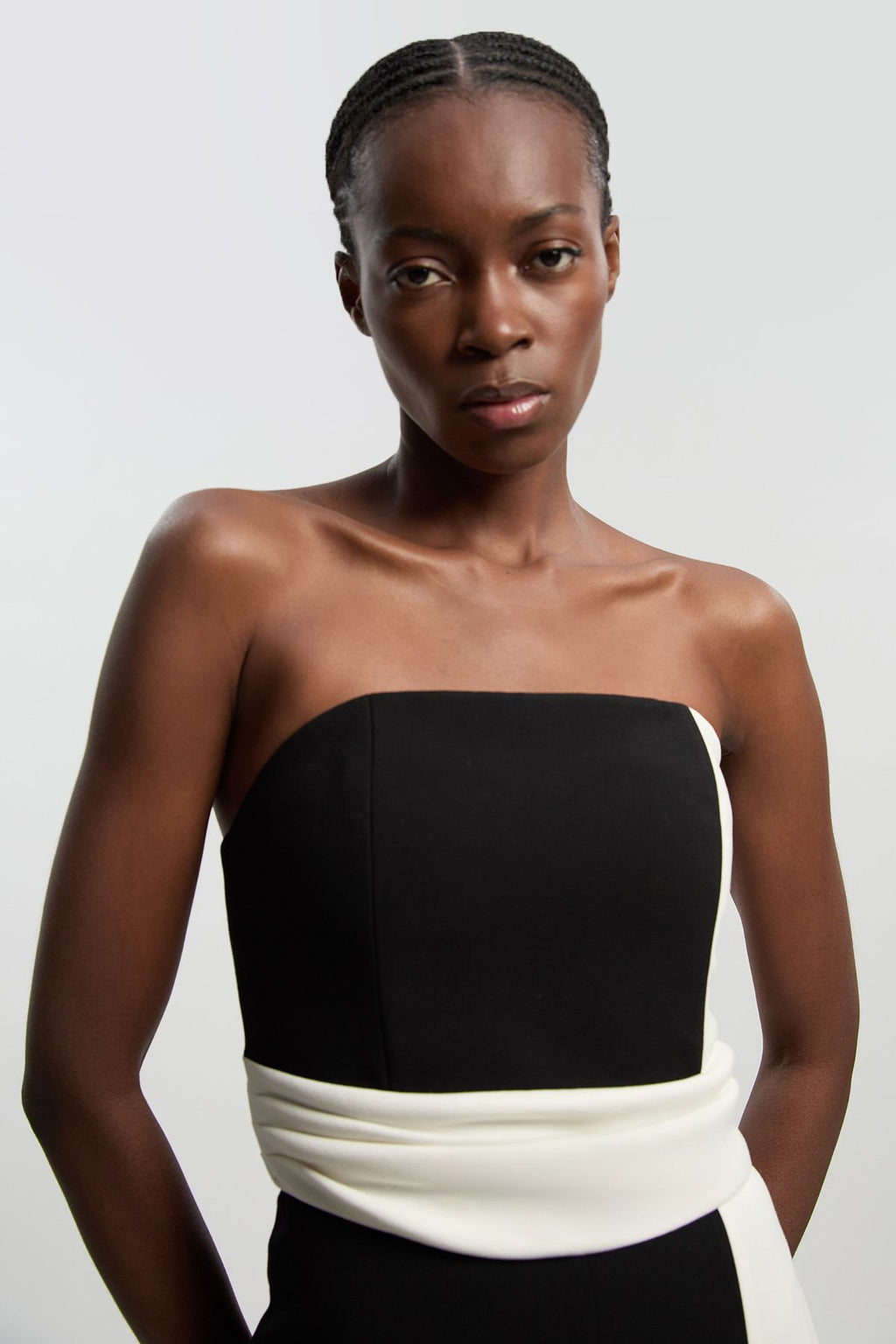 https://mediahub.prettylittlething.com/bkk28374_mono_xl_1
