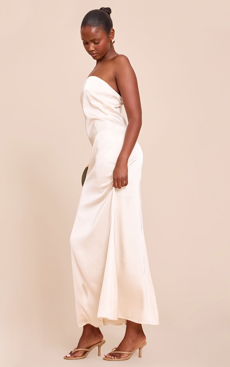 https://mediahub.prettylittlething.com/cnn3612_cream_xl_2