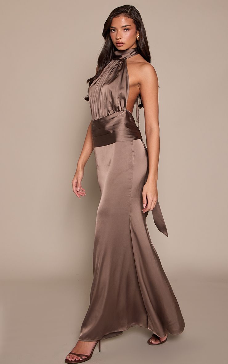https://mediahub.prettylittlething.com/cnp2487_taupe_xl_2