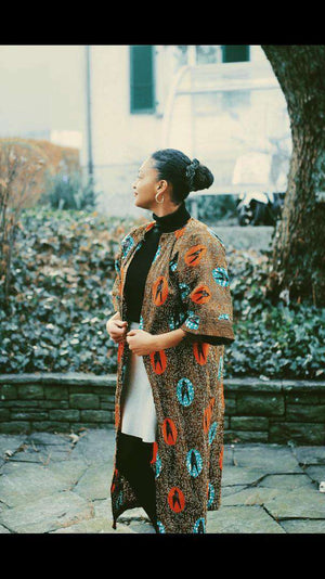 Friskyness Kimono